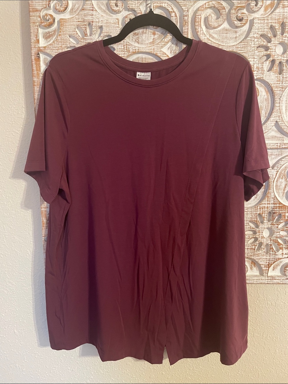 Athleta Short Sleeve Crew Tee in Burgundy